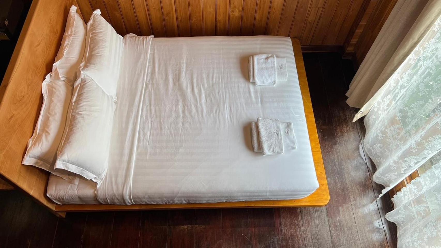 Srisanor Boutique Hotel Prachuap Khiri Khan Exteriör bild